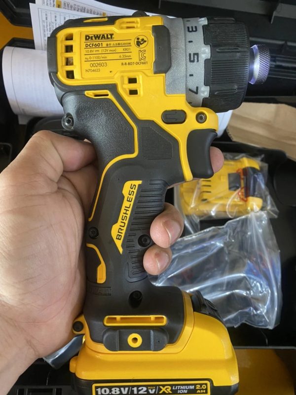 Dewalt DCF601D1 Máy vặn vít cầm tay 12V/BL